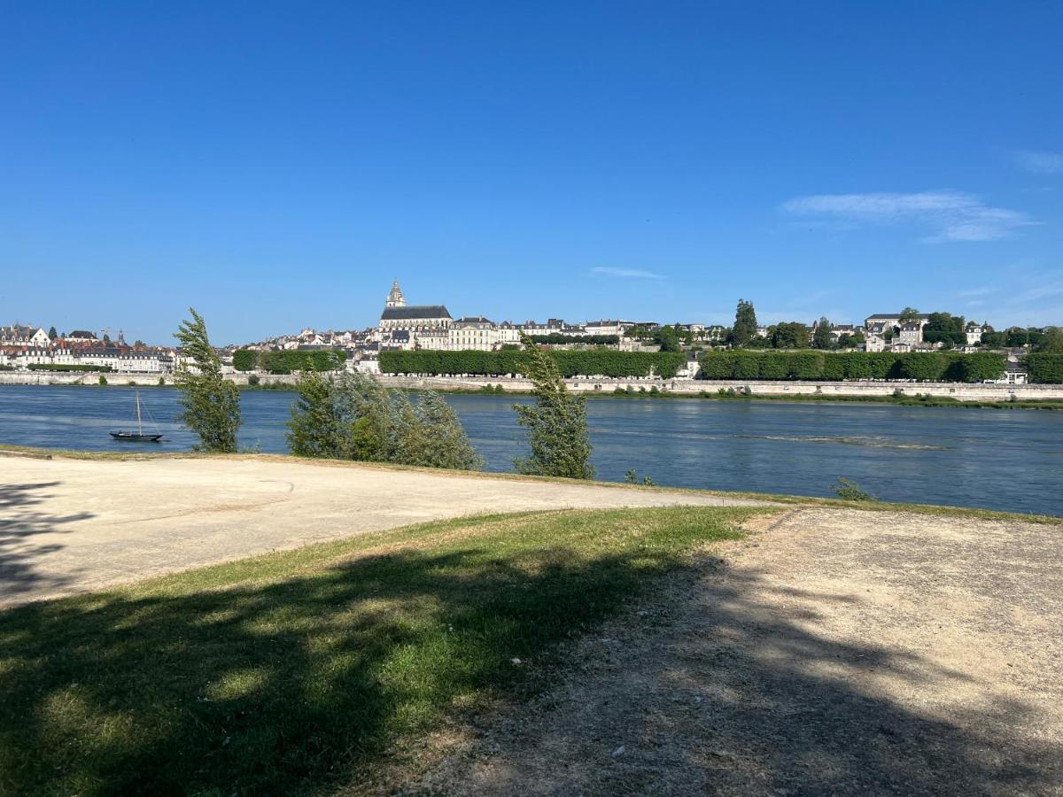 Quiniere - Entre Lac Et Foret - Hebergement Independant Avec Espace Kitchenette Μπλουά Εξωτερικό φωτογραφία