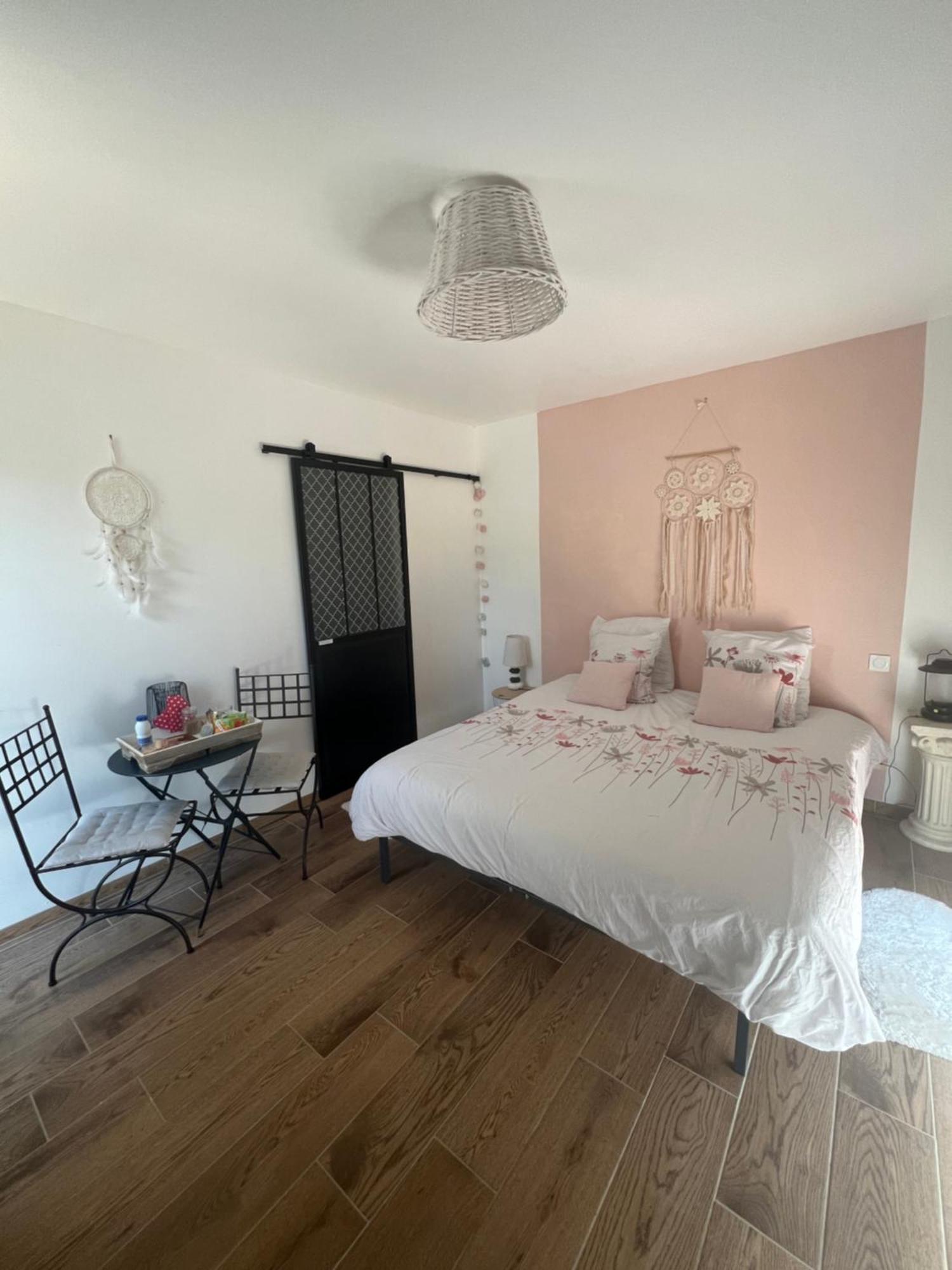 Quiniere - Entre Lac Et Foret - Hebergement Independant Avec Espace Kitchenette Μπλουά Εξωτερικό φωτογραφία